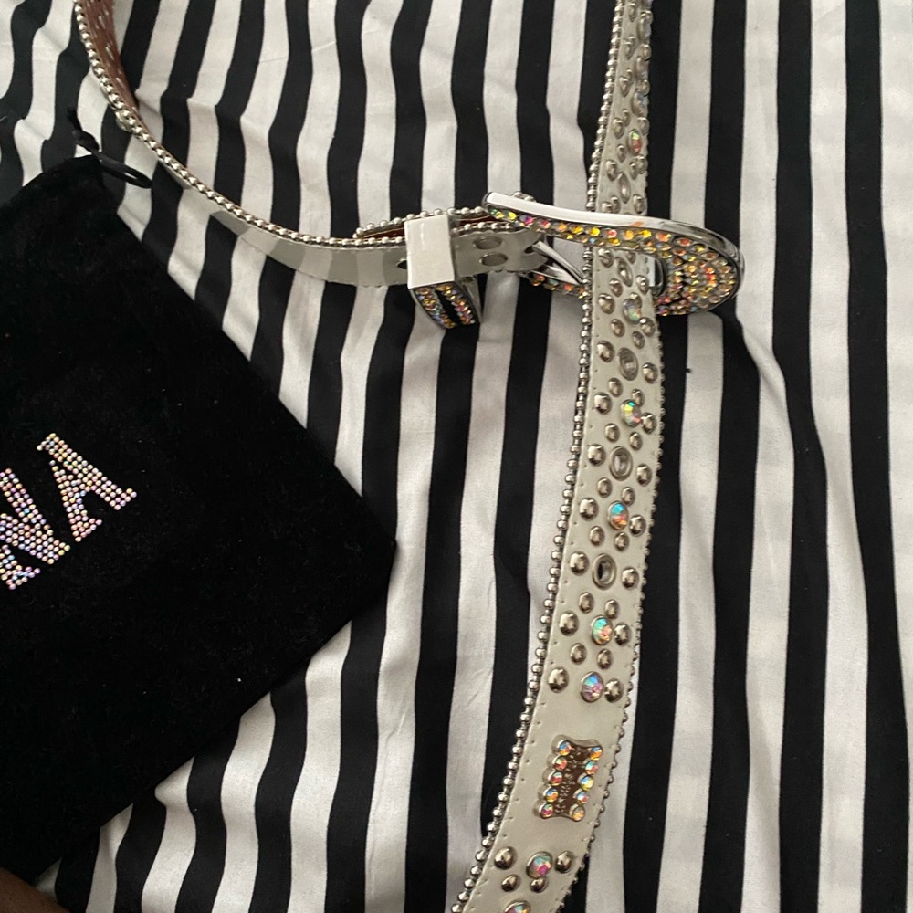Belt - Picture 2 of 3
